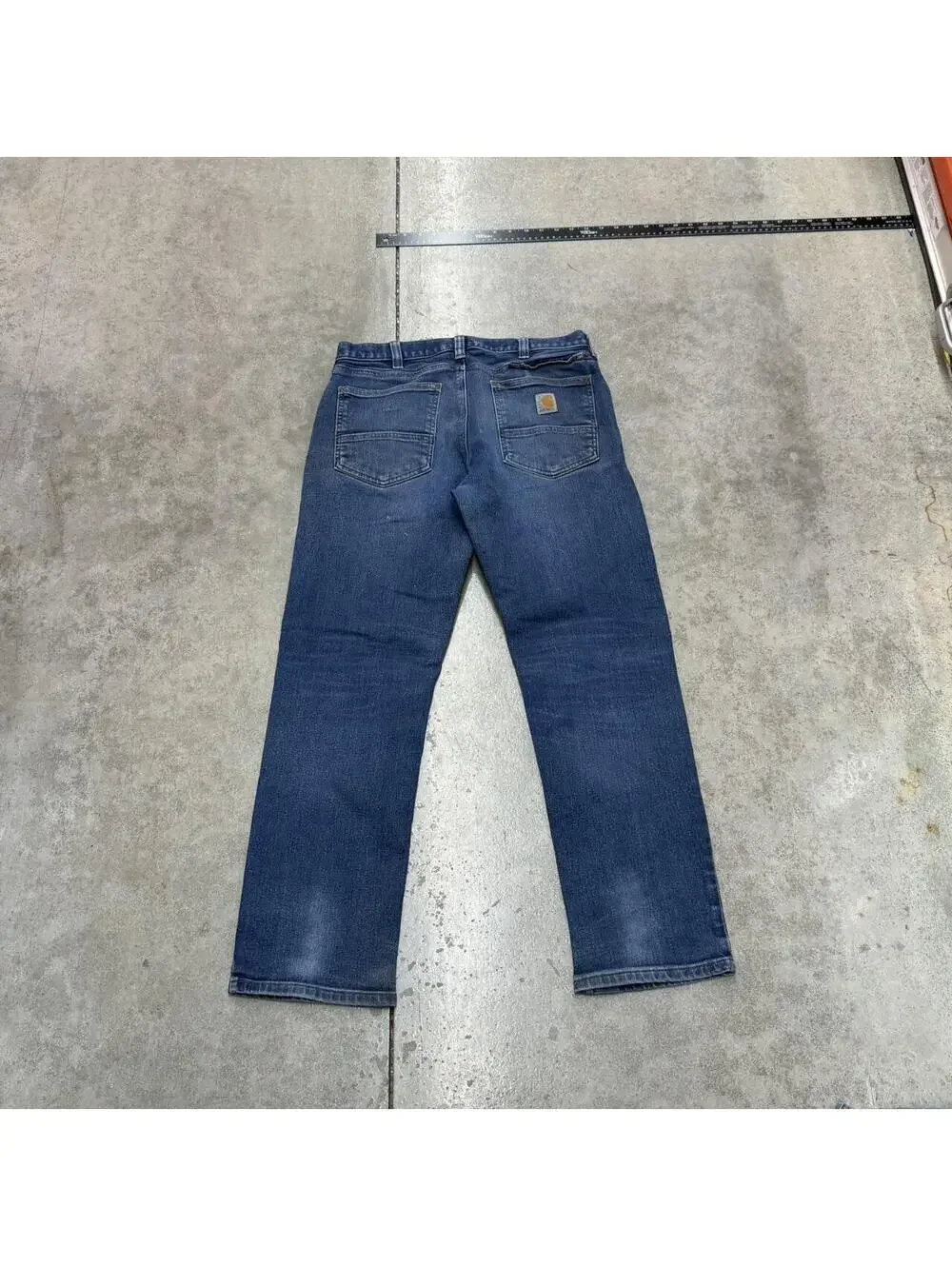 vintage carhartt faded blue relaxed fit jeans size 34 x 32